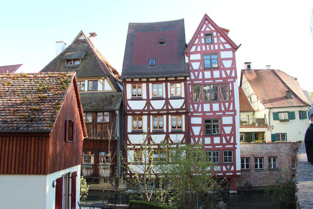 Hotel Schmales Haus Ulm Exterior foto